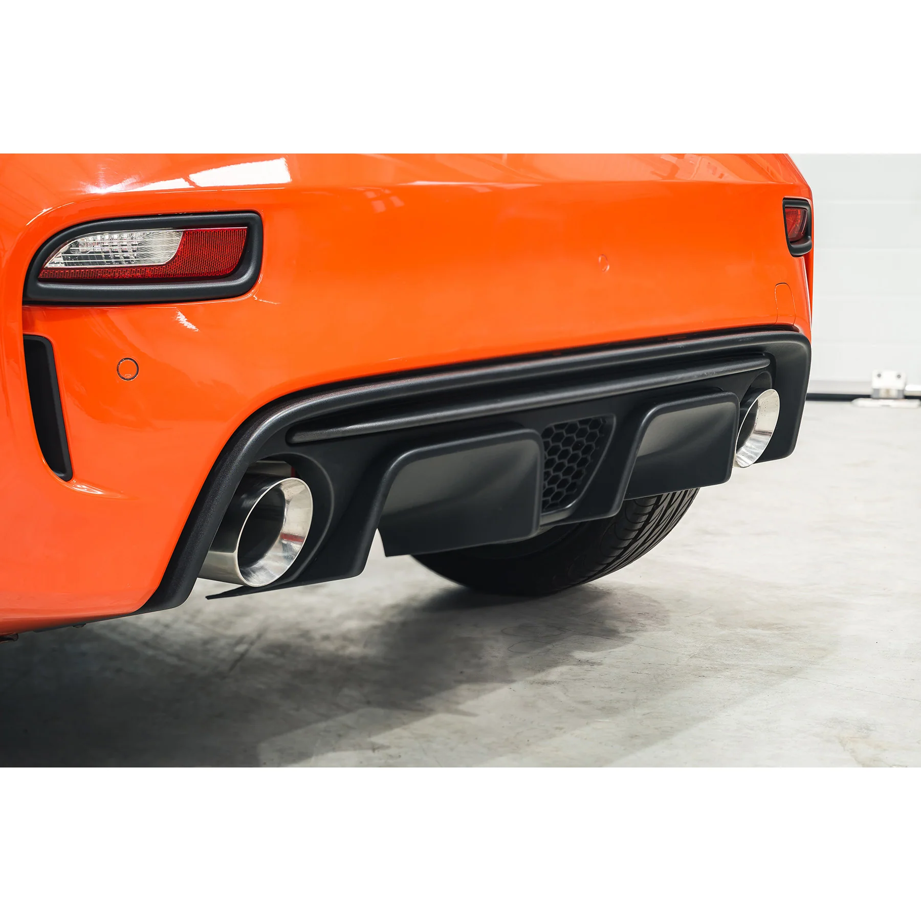Abarth 695 Venom Rear Axle Back Performance Exhaust - Image 6
