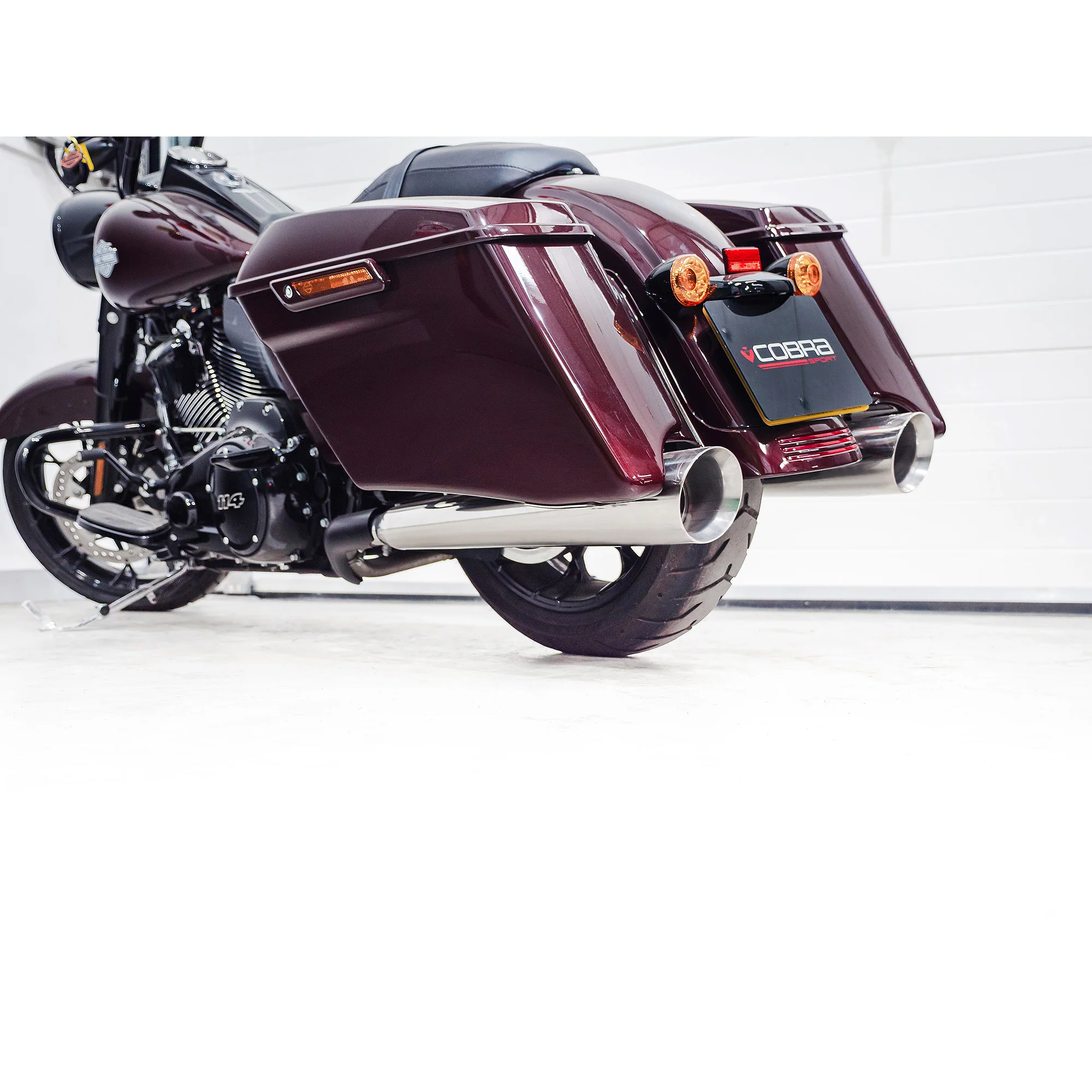 Harley-Davidson Touring Slash Cut Performance Slip-on Tailpipes - Image 7
