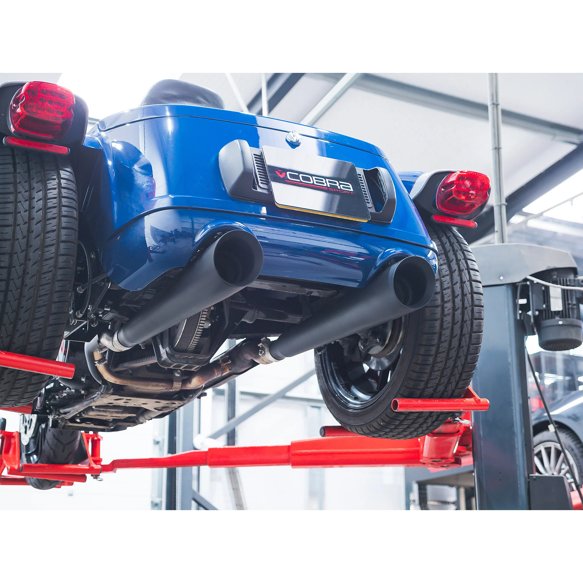Harley-Davidson Trike Slash Cut Performance Slip-on Tailpipes - Image 10