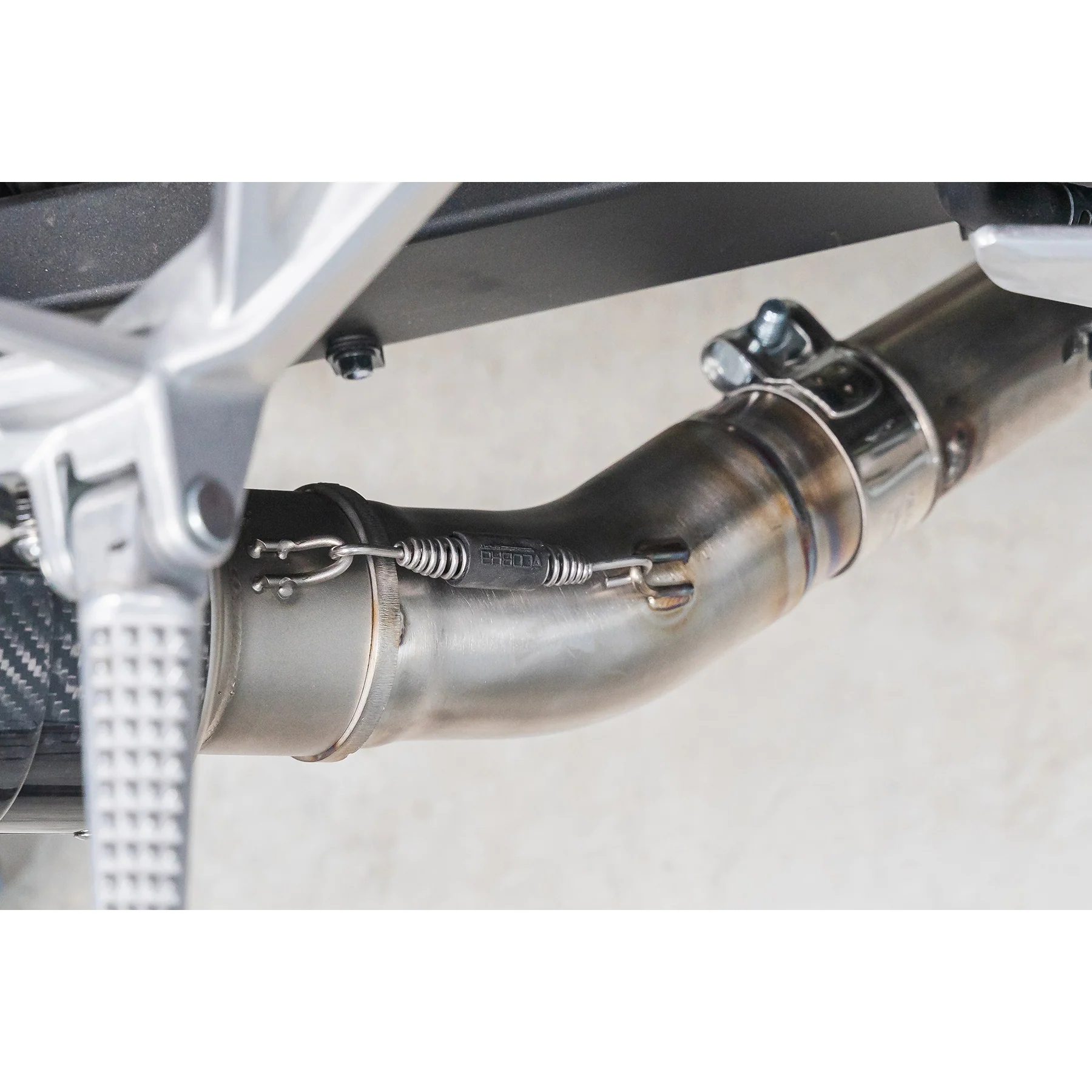 Honda CB750 Hornet (2023>) Half System Exhaust - Image 10