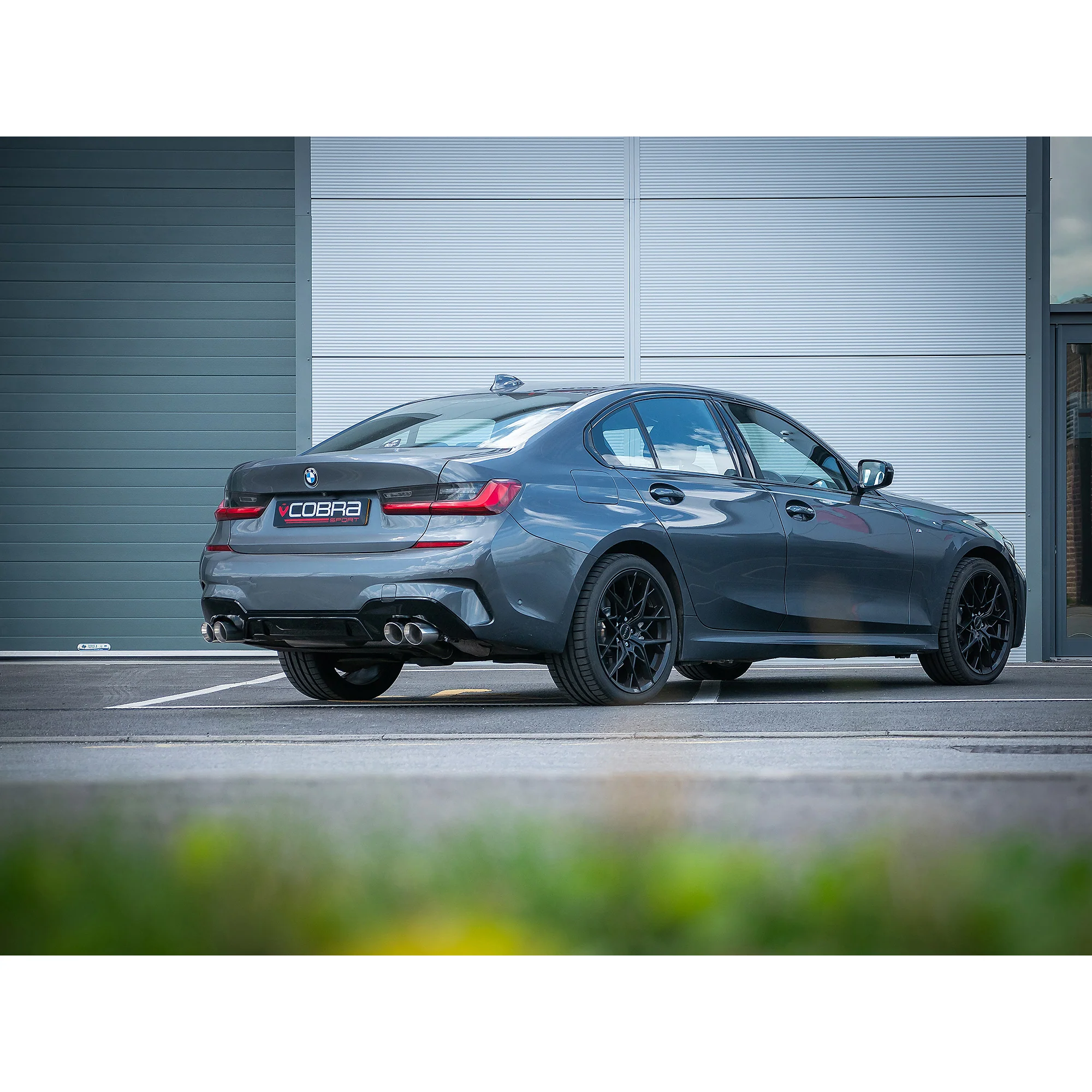 Quad Exit BMW 3-Series (G20) Rear Panel Diffuser - Image 3