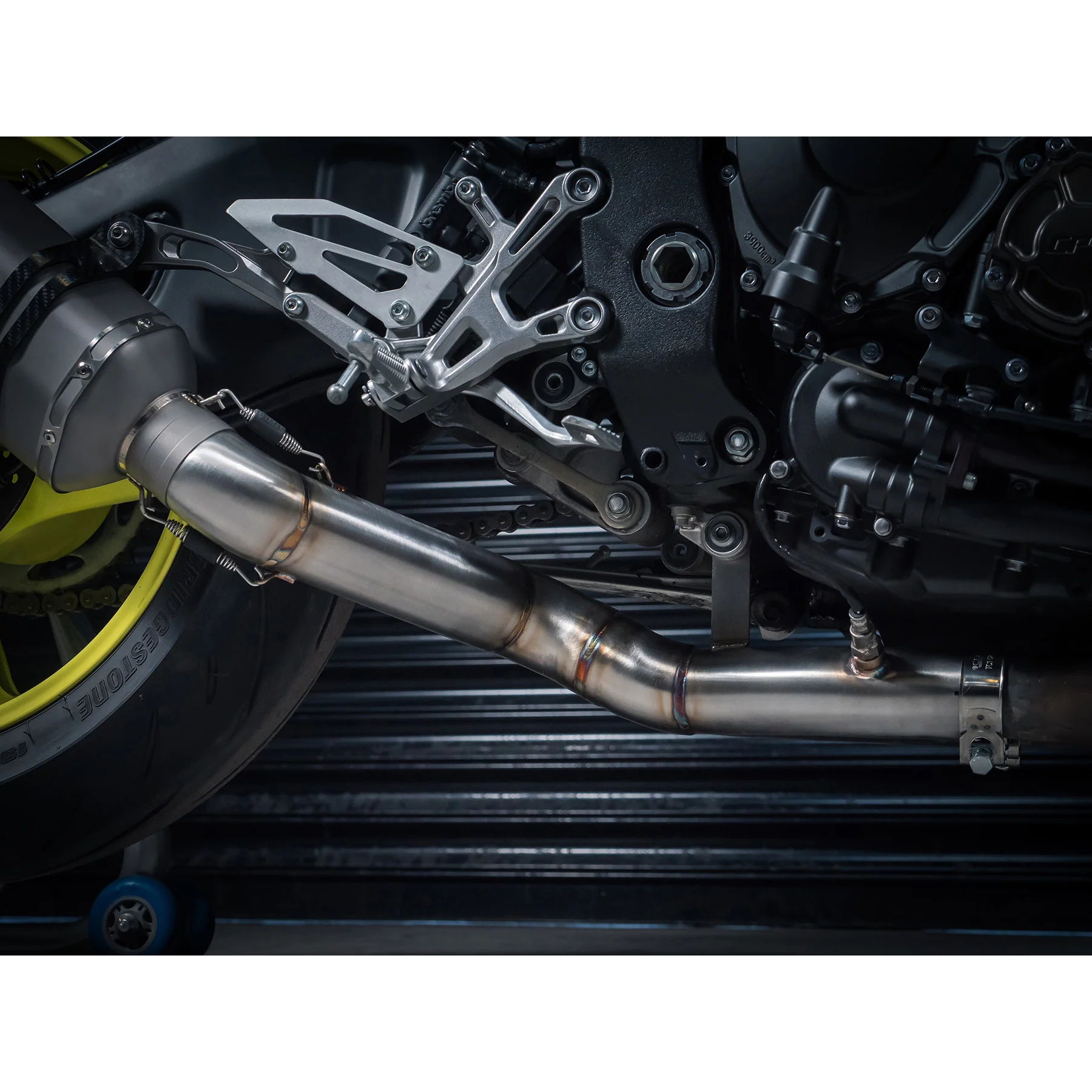 Yamaha MT-10 (2016-21) Half System Performance Exhaust - Image 4